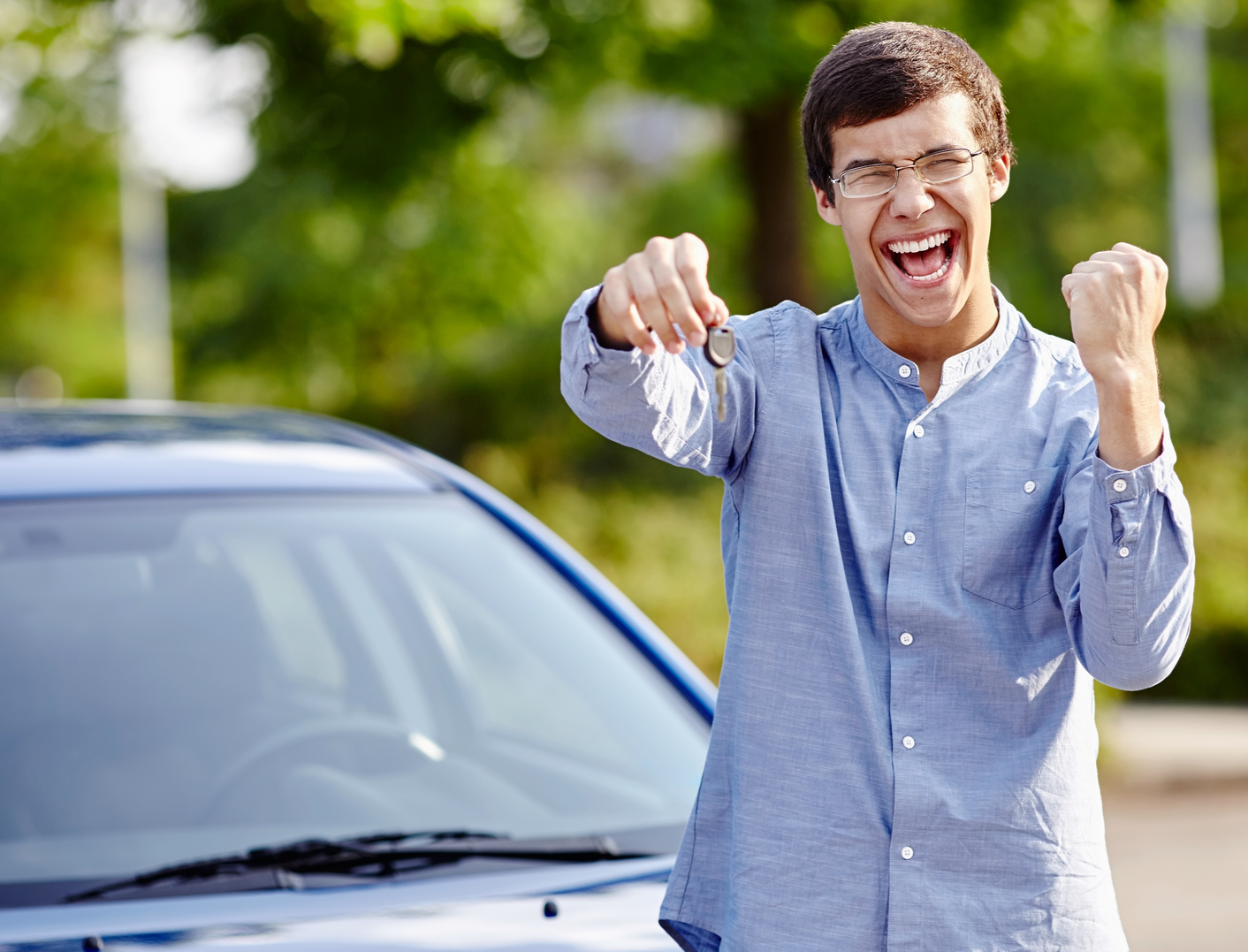 ¿Qué se necesita para conducir un coche sin carnet?