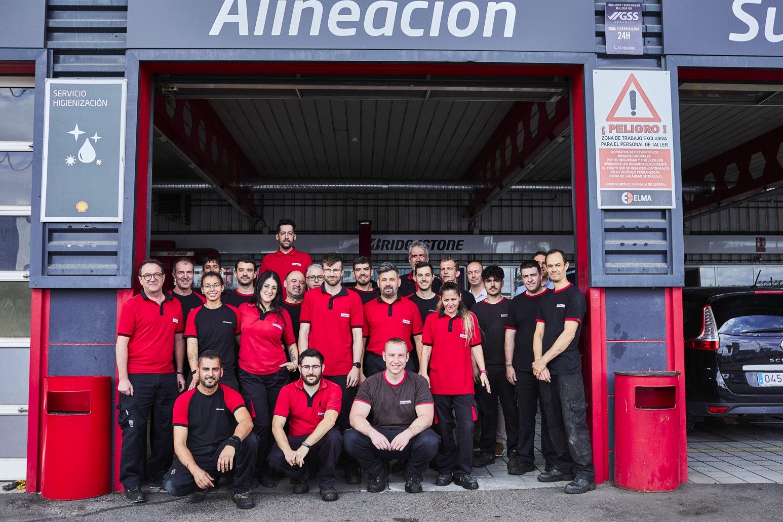 Equipo First Stop