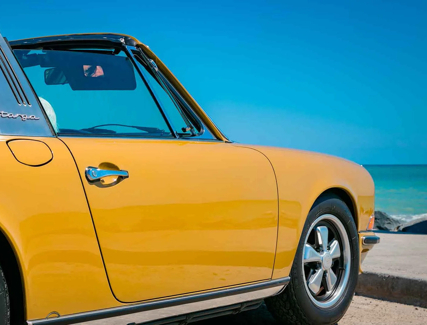 Coches descapotables: ¿la mejor opción para el verano?