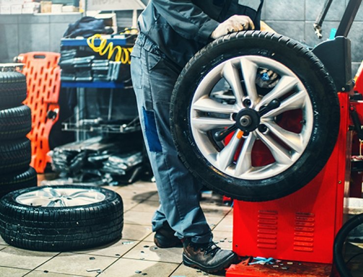¿Se pueden montar neumáticos Run Flat en un vehículo que no disponga de un sistema de medición de presión ?
