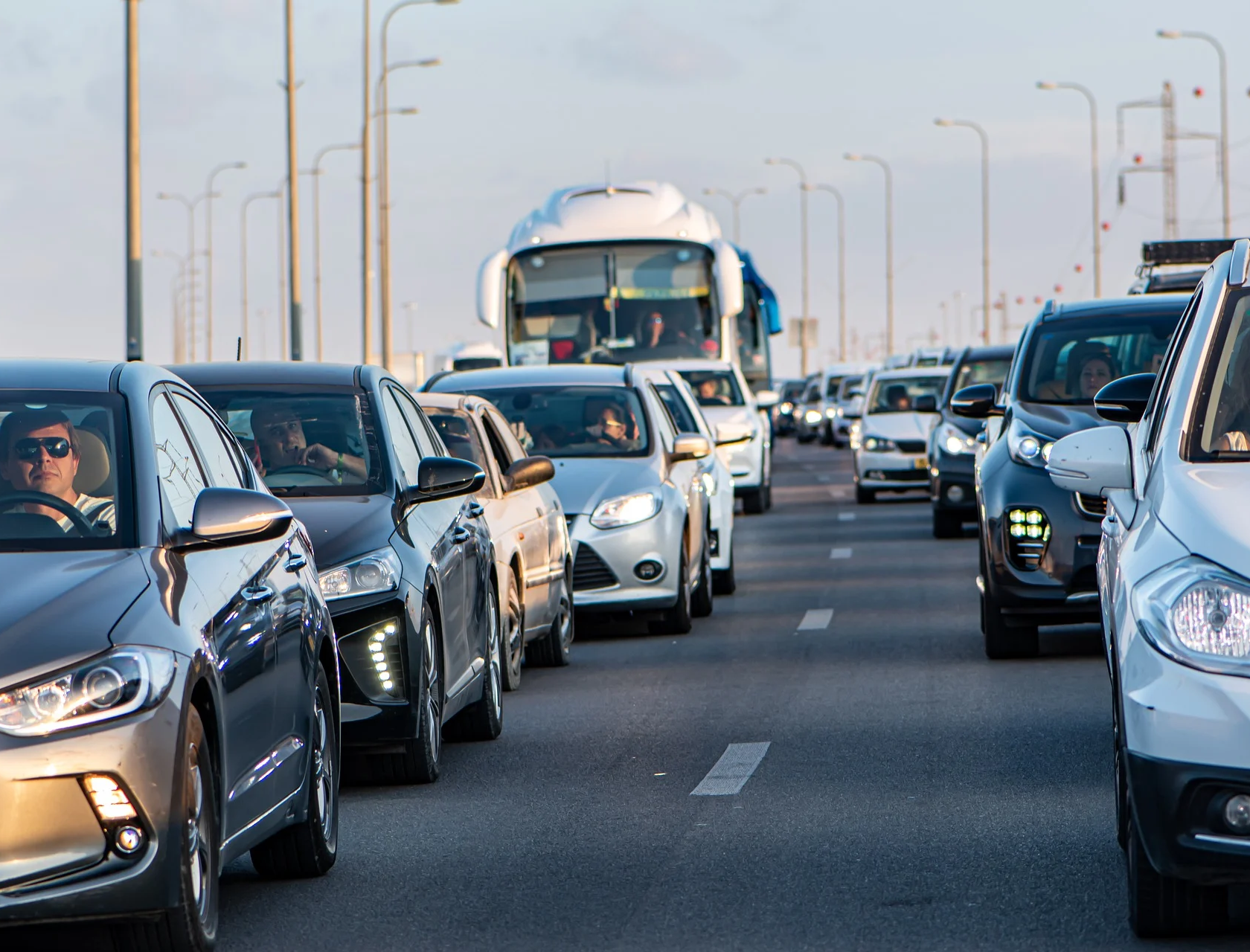 Trucos para cuidar el medio ambiente con la conducción