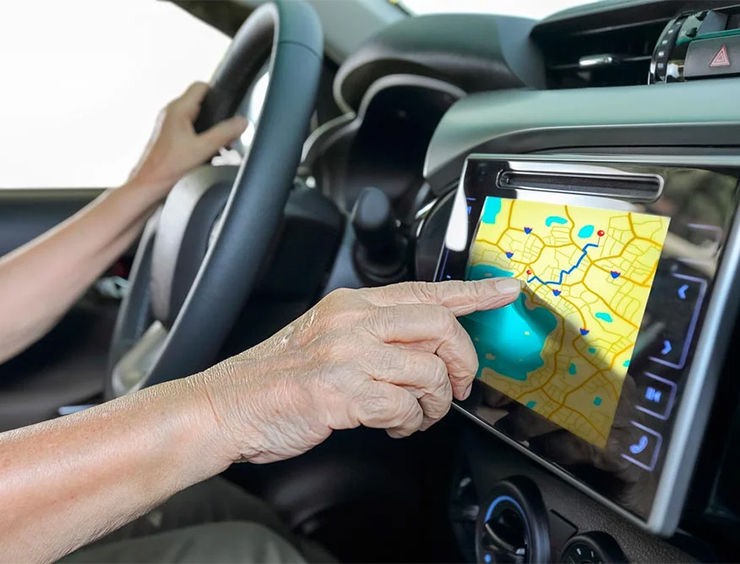 Navegadores para coche: ¿El clásico GPS o una app para orientarte?